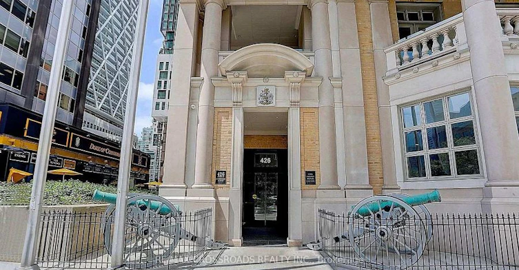 3008-426 University Avenue, Toronto, ON, M5G 1S9 - 5