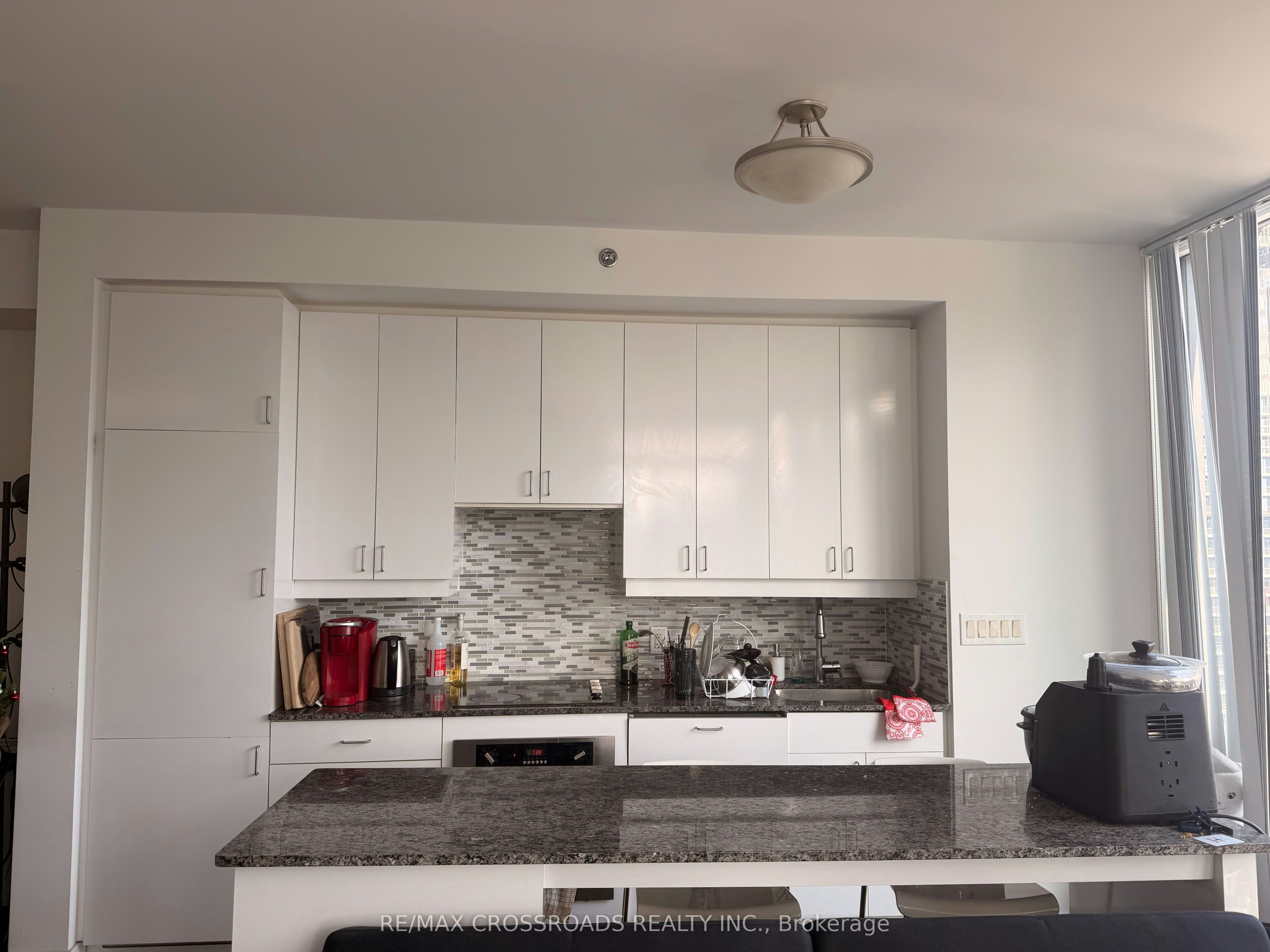 3008-426 University Avenue, Toronto, ON, M5G 1S9 - 8