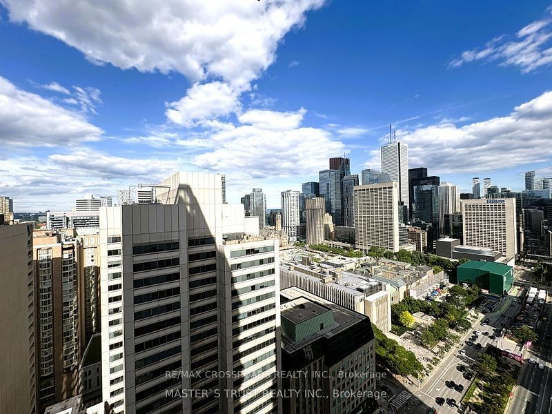 3008-426 University Avenue, Toronto, ON, M5G 1S9 - 2