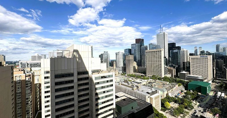 3008-426 University Avenue, Toronto, ON, M5G 1S9 - 2