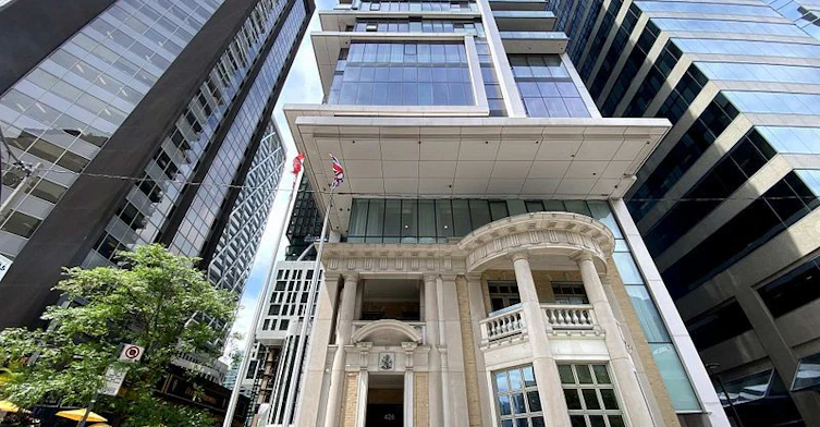 3008-426 University Avenue, Toronto, ON, M5G 1S9 - 4