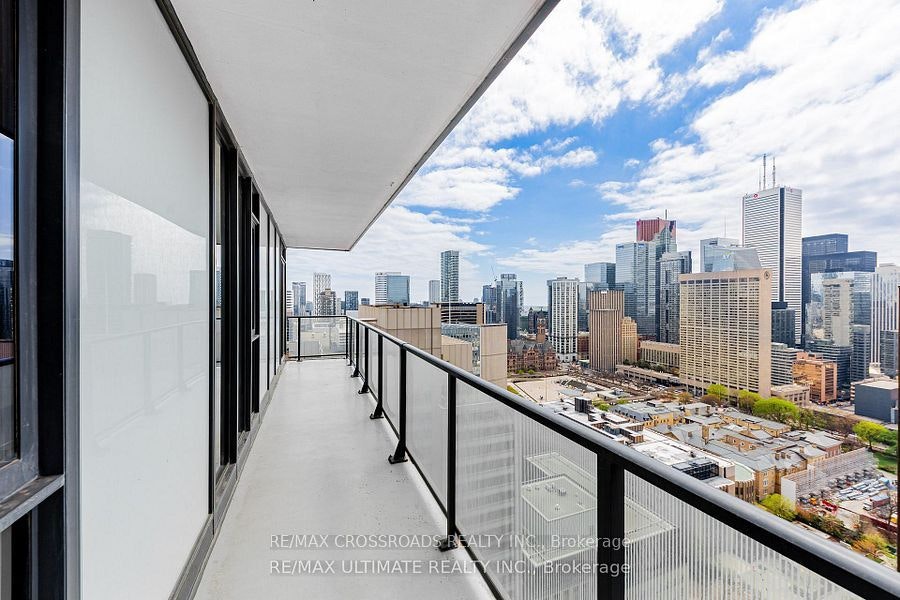 3008-426 University Avenue, Toronto, ON, M5G 1S9 - 12