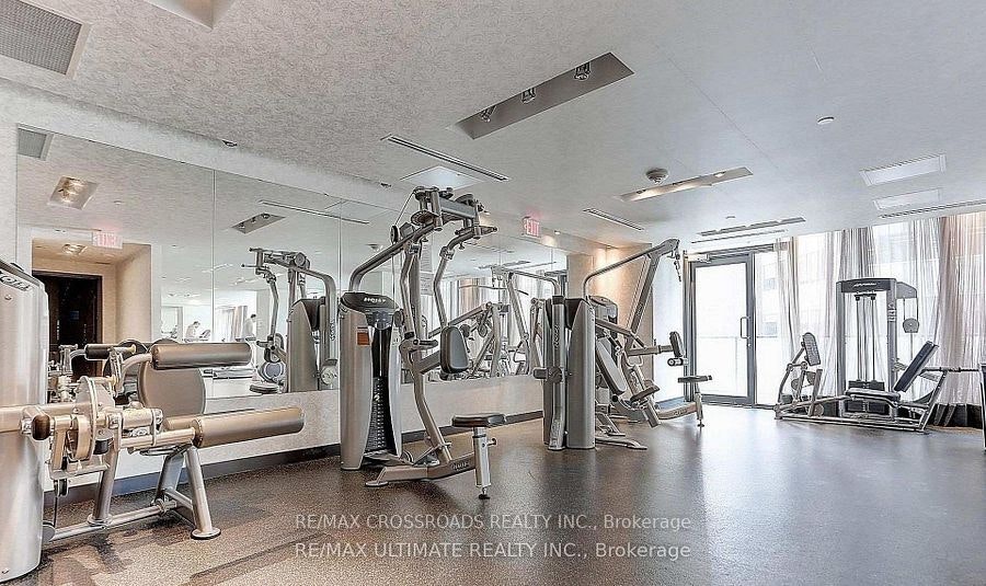 3008-426 University Avenue, Toronto, ON, M5G 1S9 - 6