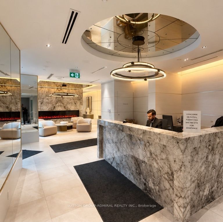 TH10-5858 Yonge Street, Toronto, ON, M2M 0C6 - 34