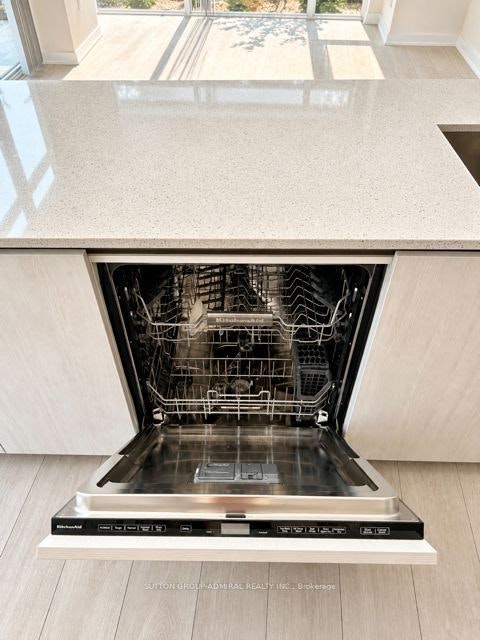TH10-5858 Yonge Street, Toronto, ON, M2M 0C6 - 15