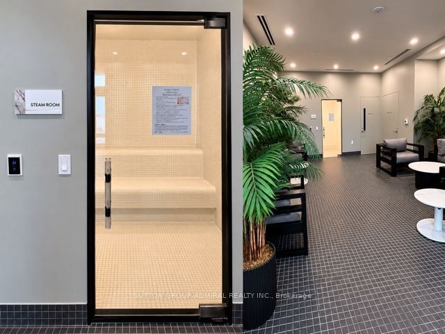 TH10-5858 Yonge Street, Toronto, ON, M2M 0C6 - 45