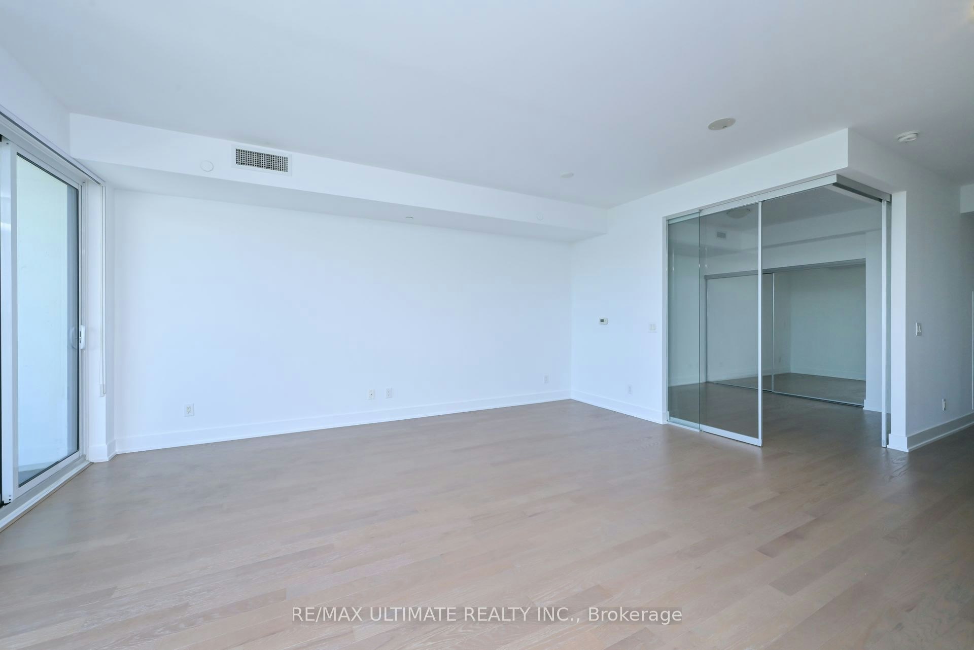 806-3018 Yonge Street, Toronto, ON, M4N 0A5 - 19