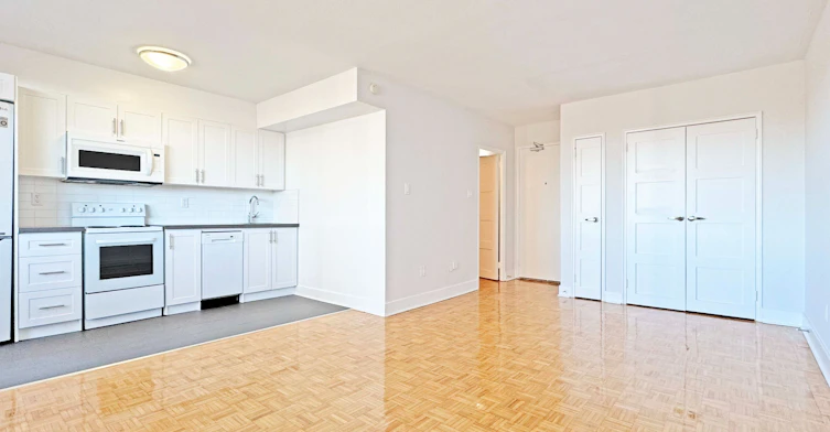 308-276 St George Street, Toronto, ON, M5R 2P6 - 2