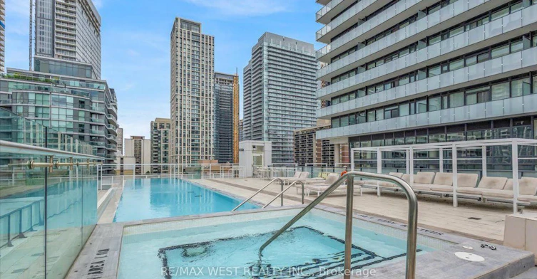 331-161 Roehampton Avenue, Toronto, ON, M4P 0C8