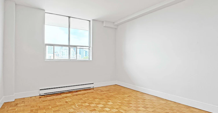 903-525 Eglinton Avenue E, Toronto, ON, M4P 2P6 - 6