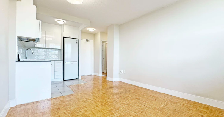 907-1500 Bathurst Street, Toronto, ON, M5P 3L3 - 6