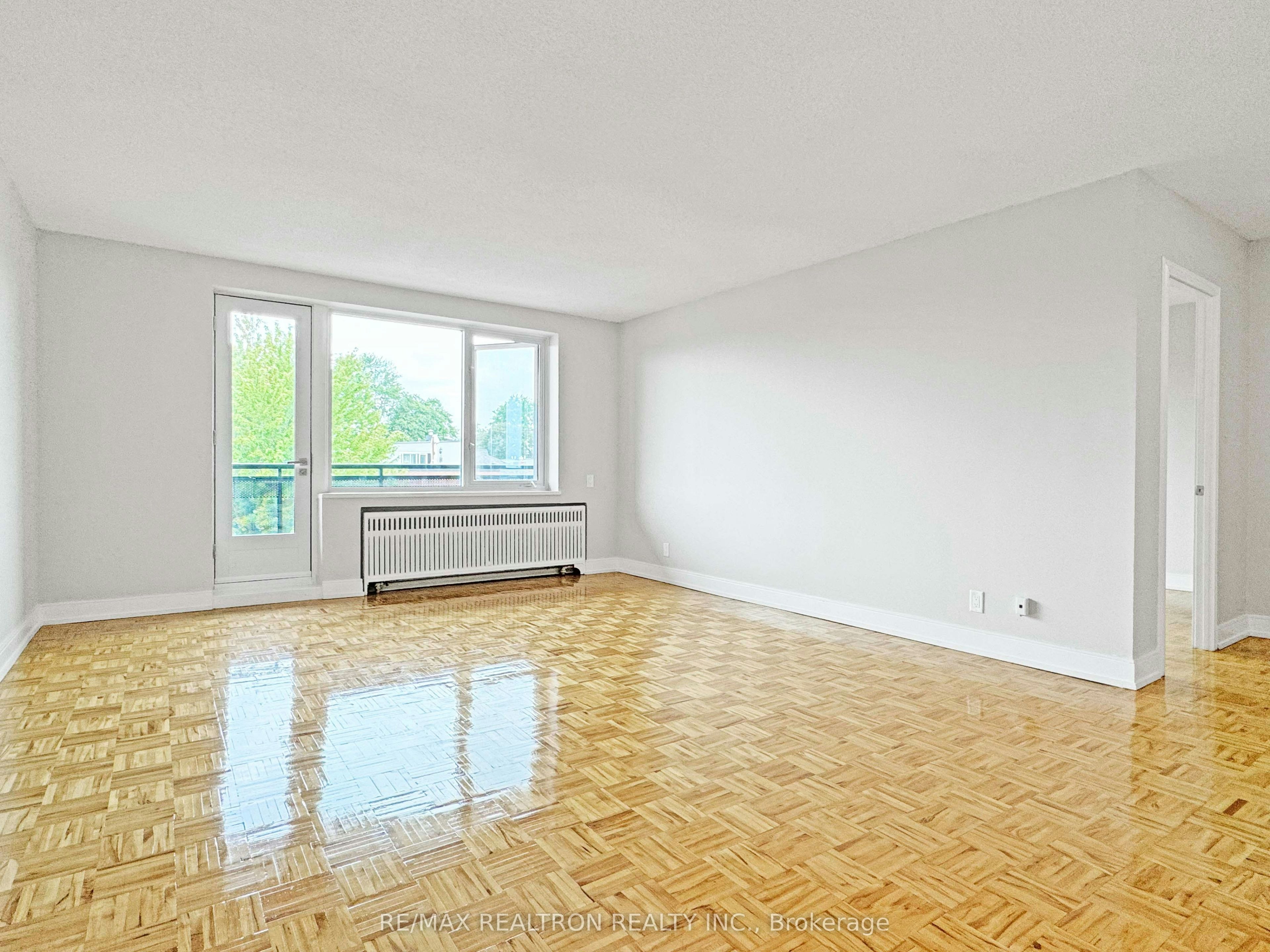 201-990 Avenue Road, Toronto, ON, M5P 2K8 - 3