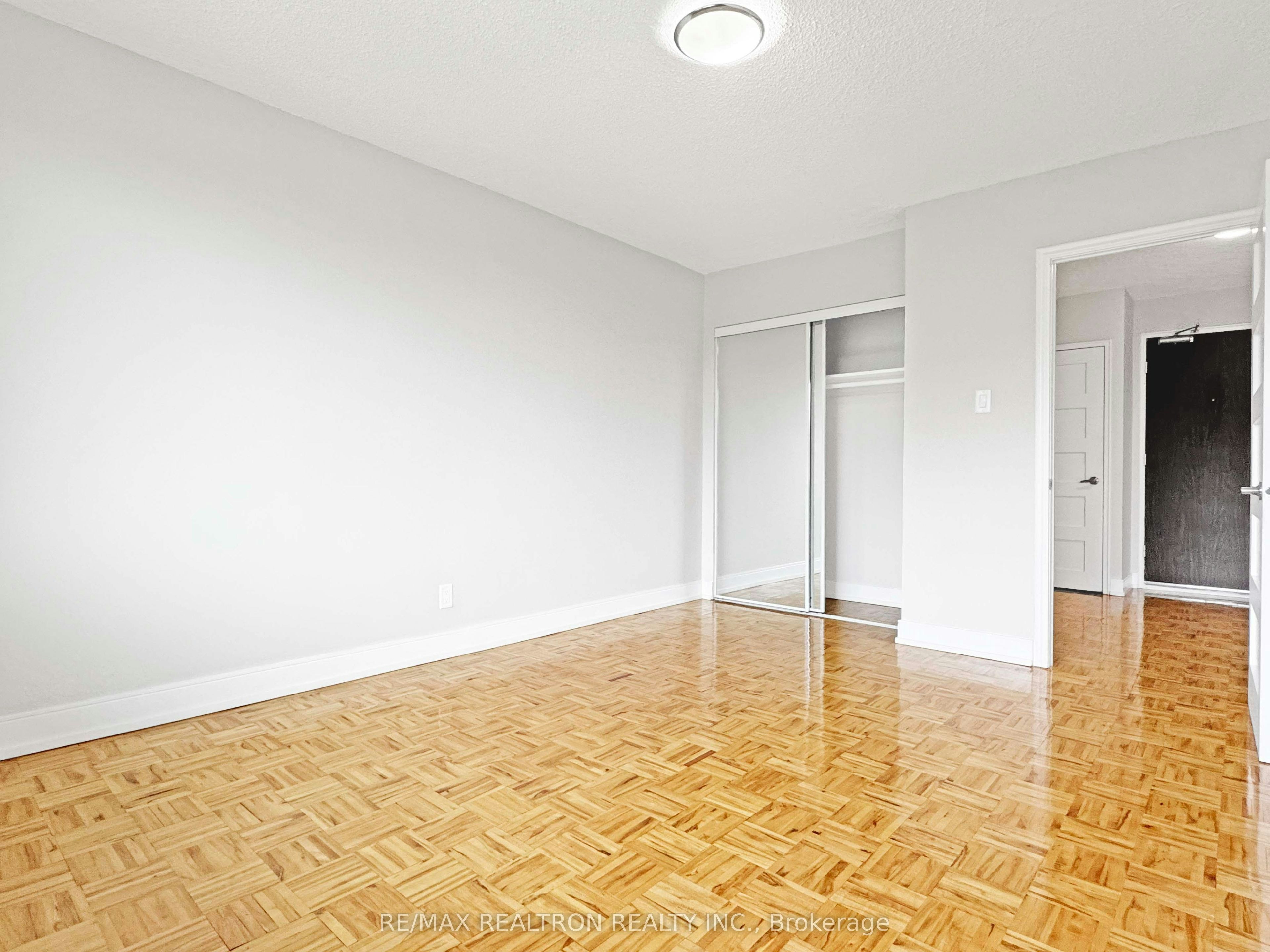 201-990 Avenue Road, Toronto, ON, M5P 2K8 - 5