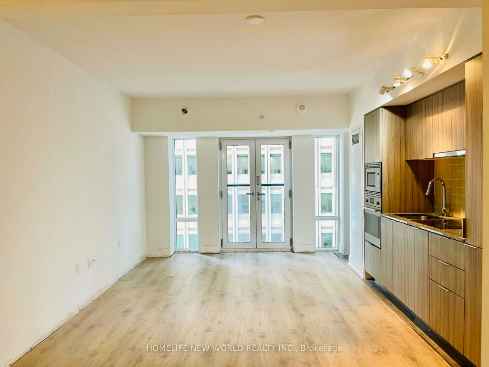 814-955 Bay Street, Toronto, ON, M5S 0C6 - 9