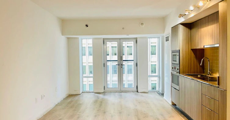 814-955 Bay Street, Toronto, ON, M5S 0C6 - 9