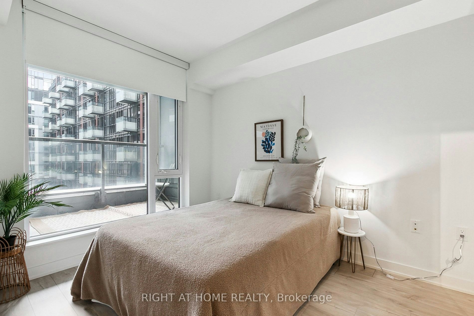302E-576 Front Street W, Toronto, ON, M5V 1C1 - 11