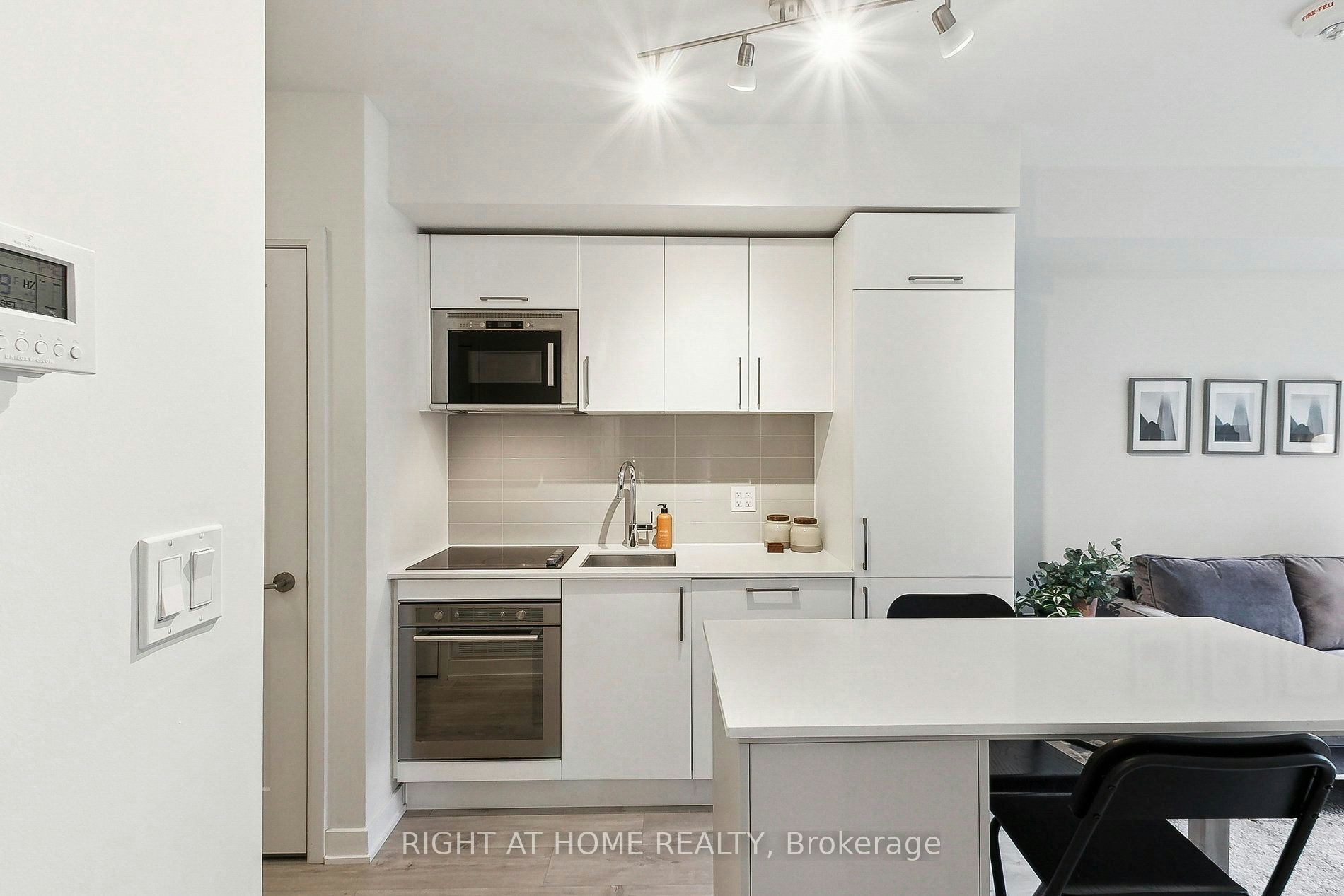 302E-576 Front Street W, Toronto, ON, M5V 1C1 - 8