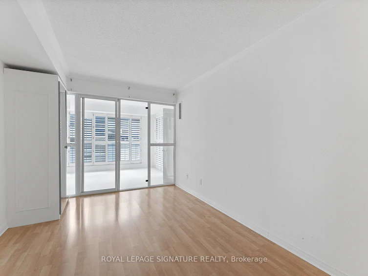 206-18 Hollywood Avenue, Toronto, ON, M2N 6P5 - 16