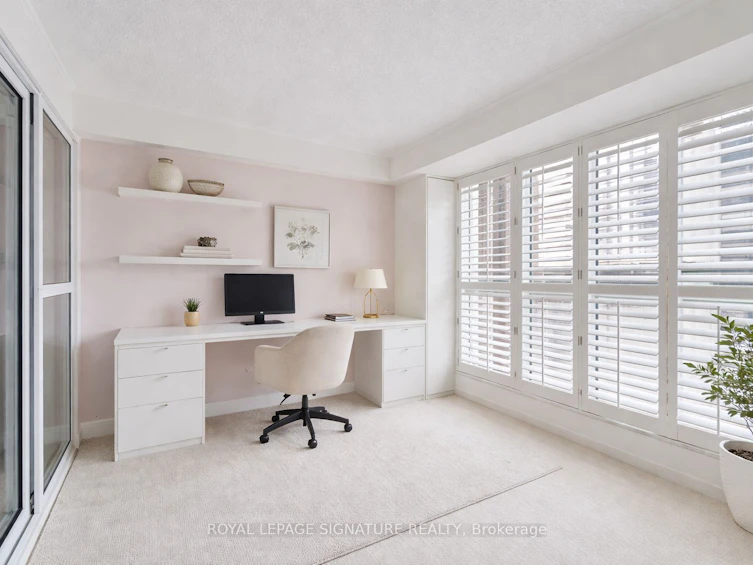 206-18 Hollywood Avenue, Toronto, ON, M2N 6P5 - 3