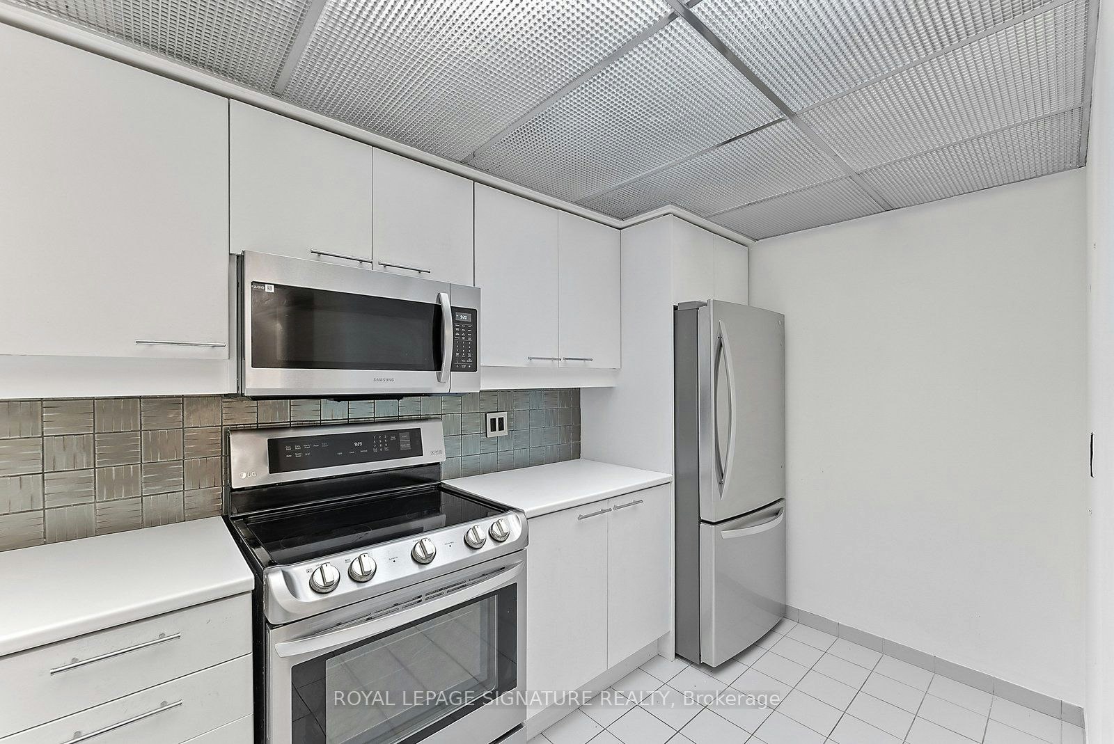 206-18 Hollywood Avenue, Toronto, ON, M2N 6P5 - 8