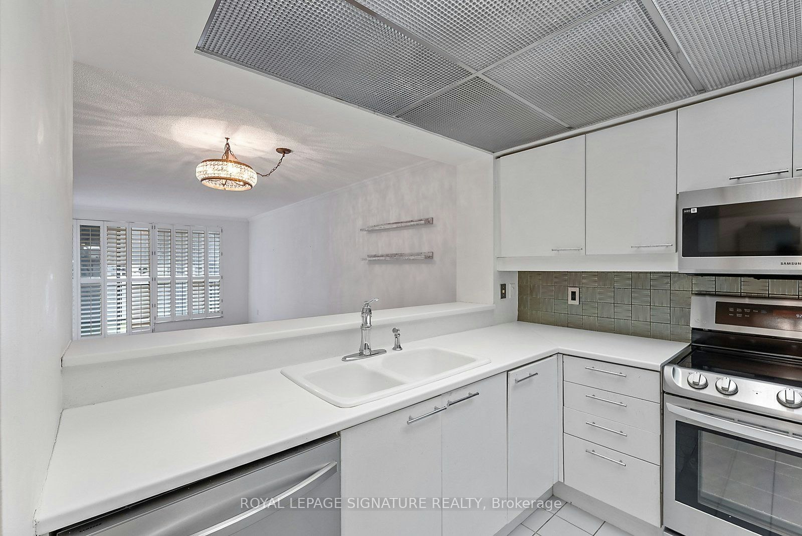 206-18 Hollywood Avenue, Toronto, ON, M2N 6P5 - 6