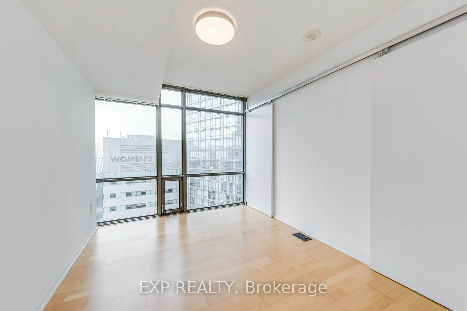 1502-38 Grenville Street, Toronto, ON, M4X 1A5 - 16