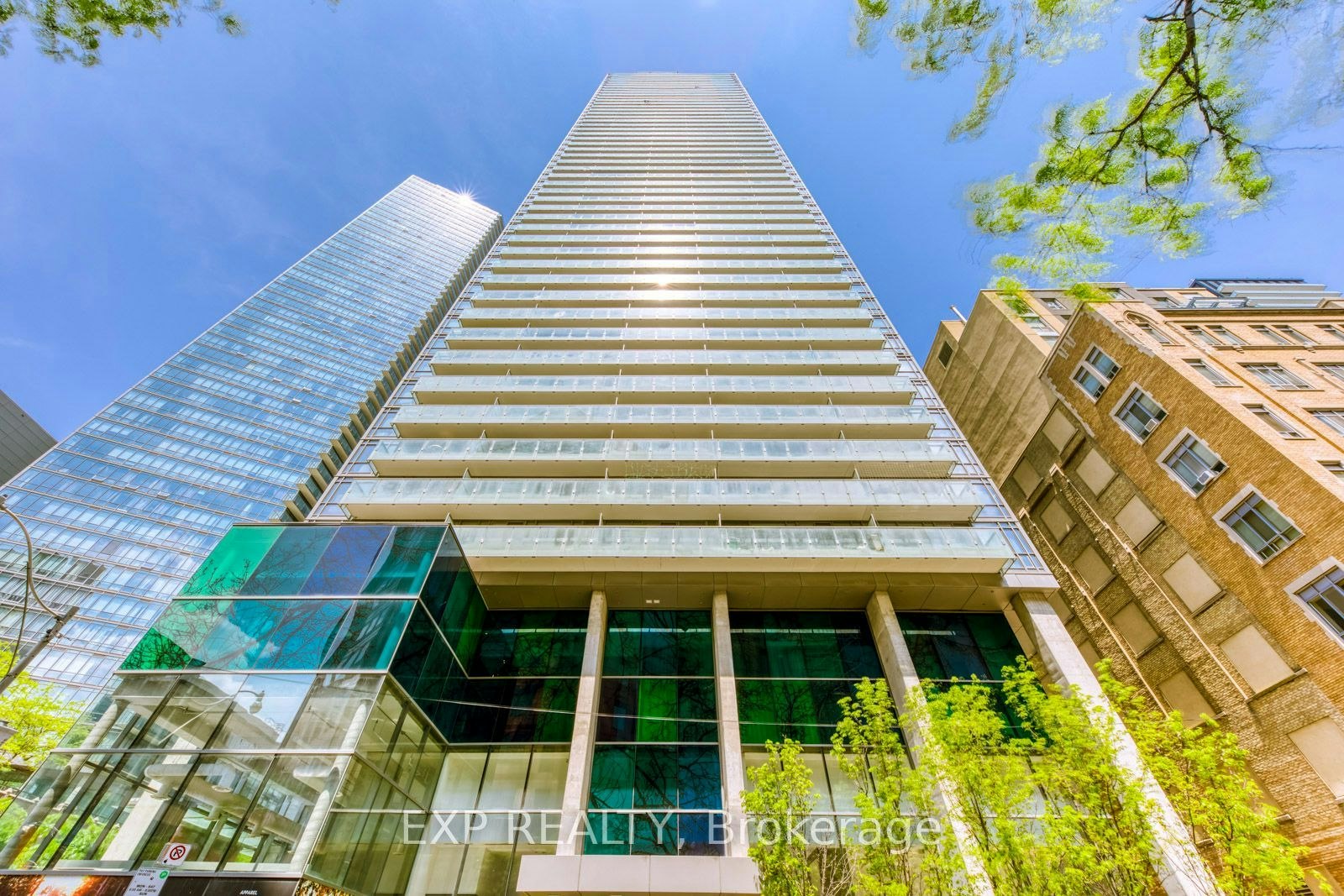 1502-38 Grenville Street, Toronto, ON, M4X 1A5