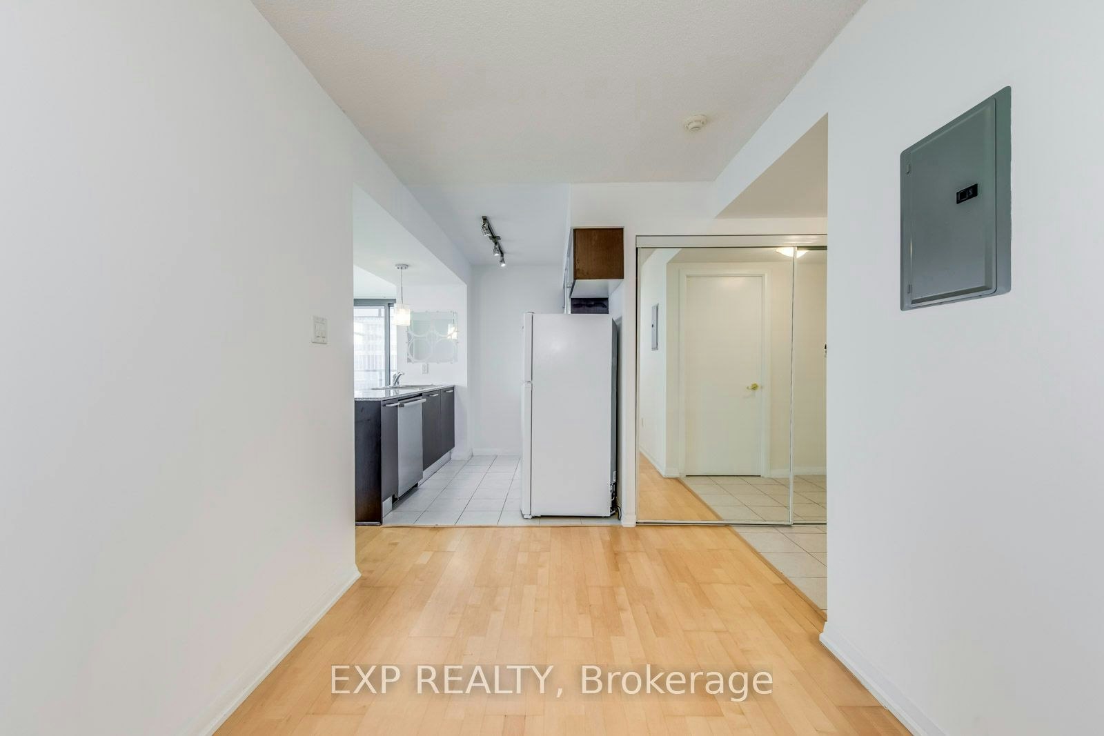 1502-38 Grenville Street, Toronto, ON, M4X 1A5 - 19