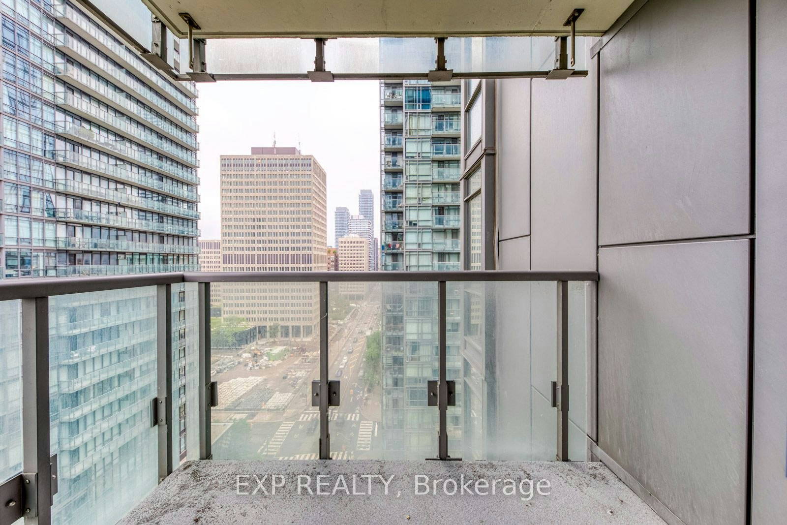 1502-38 Grenville Street, Toronto, ON, M4X 1A5 - 22
