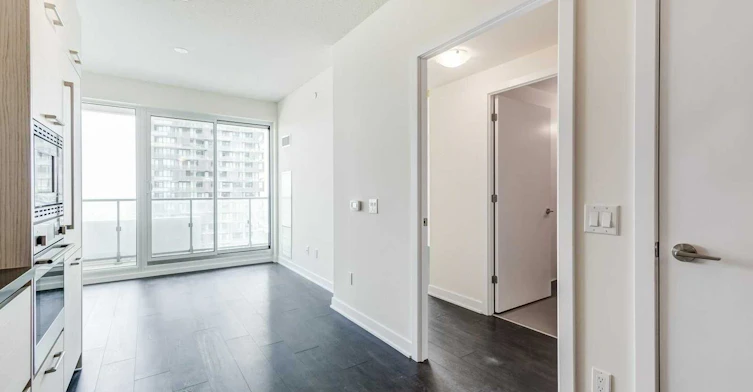 5610-2221 Yonge Street, Toronto, ON, M4S 2B4 - 14