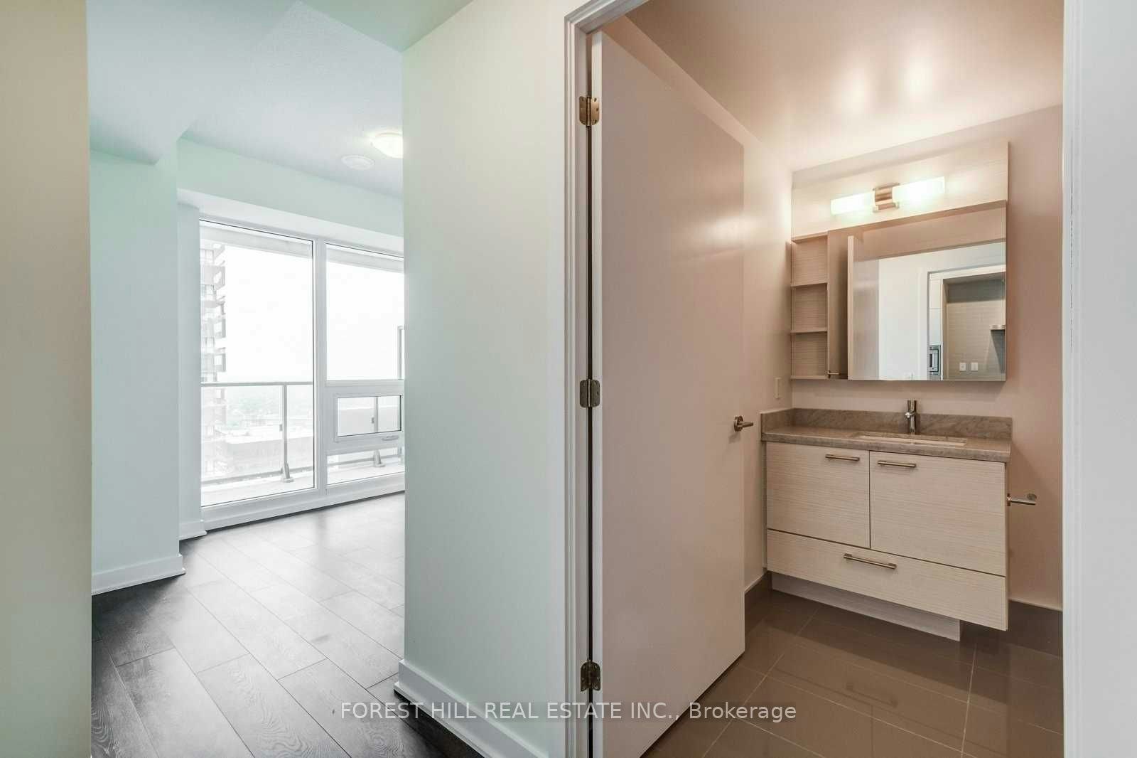5610-2221 Yonge Street, Toronto, ON, M4S 2B4 - 19