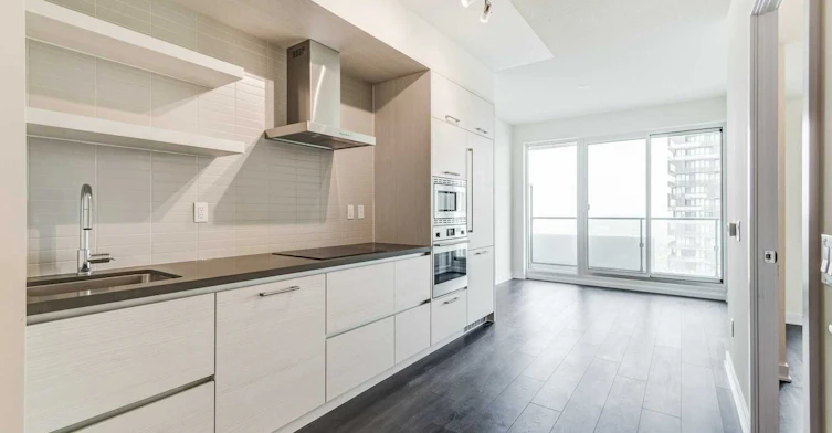5610-2221 Yonge Street, Toronto, ON, M4S 2B4 - 8
