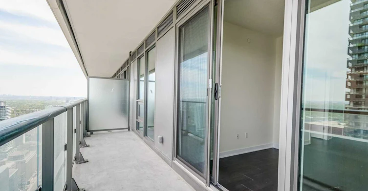 5610-2221 Yonge Street, Toronto, ON, M4S 2B4 - 25
