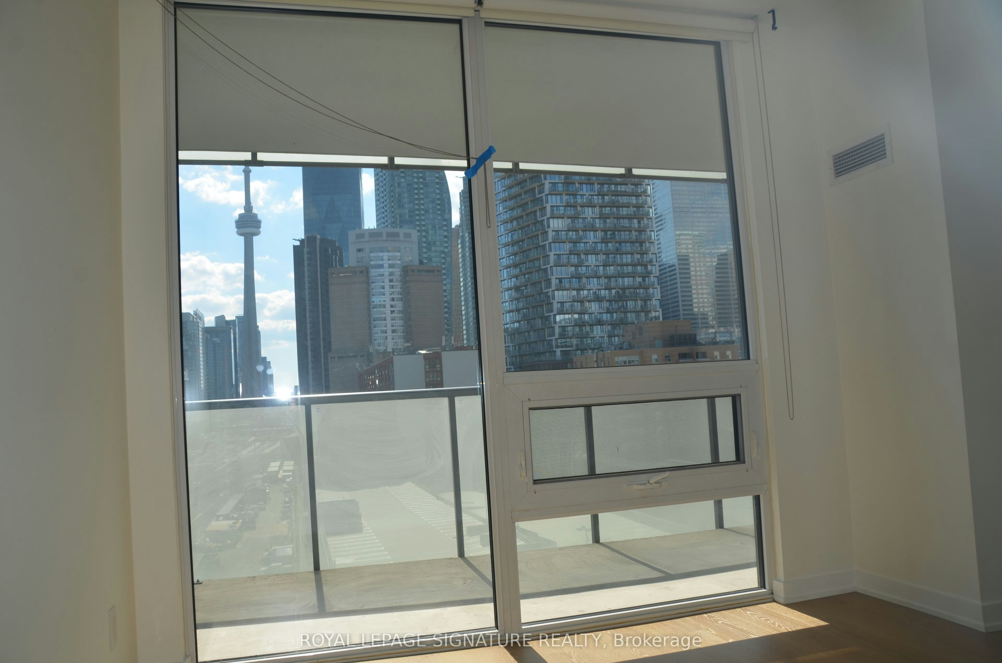 914-1 Market Street, Toronto, ON, M5E 0A2 - 16