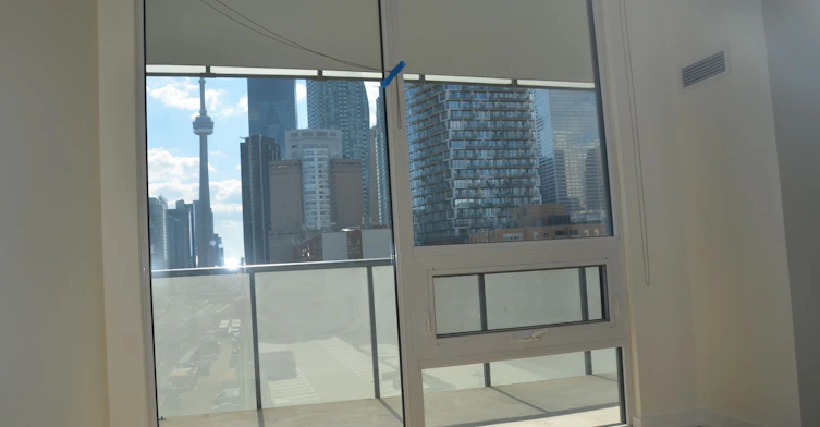 914-1 Market Street, Toronto, ON, M5E 0A2 - 16