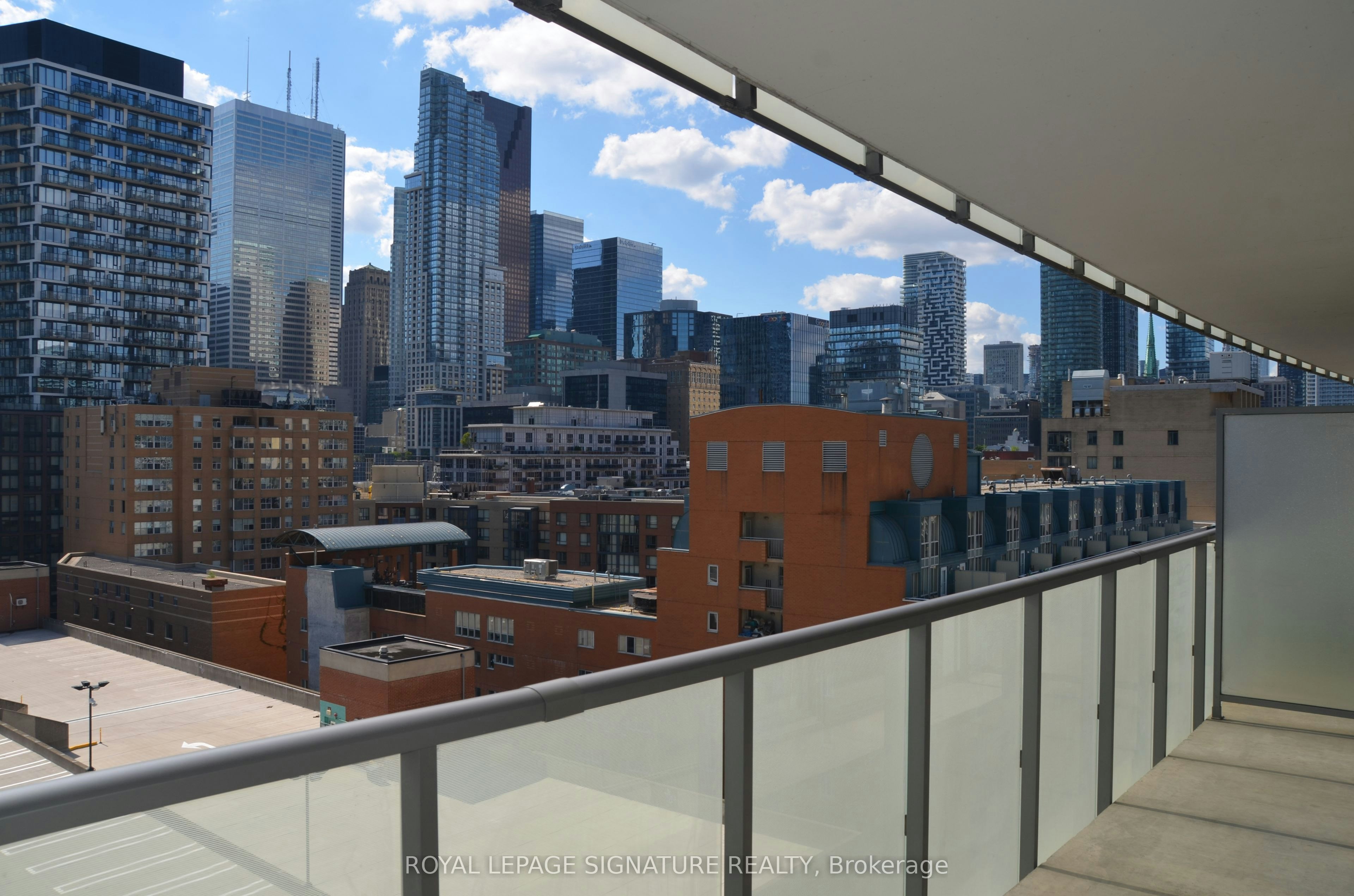 914-1 Market Street, Toronto, ON, M5E 0A2 - 11