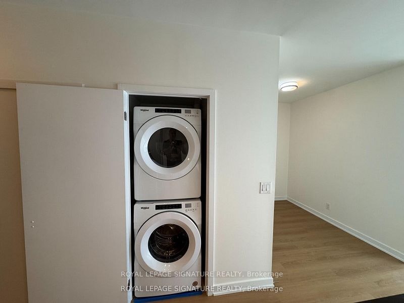 914-1 Market Street, Toronto, ON, M5E 0A2 - 21
