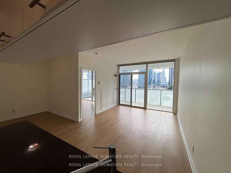 914-1 Market Street, Toronto, ON, M5E 0A2 - 20
