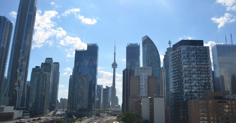 914-1 Market Street, Toronto, ON, M5E 0A2 - 9