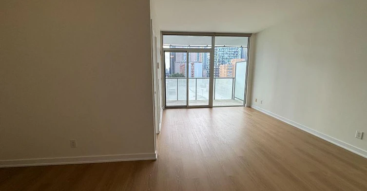 914-1 Market Street, Toronto, ON, M5E 0A2 - 23
