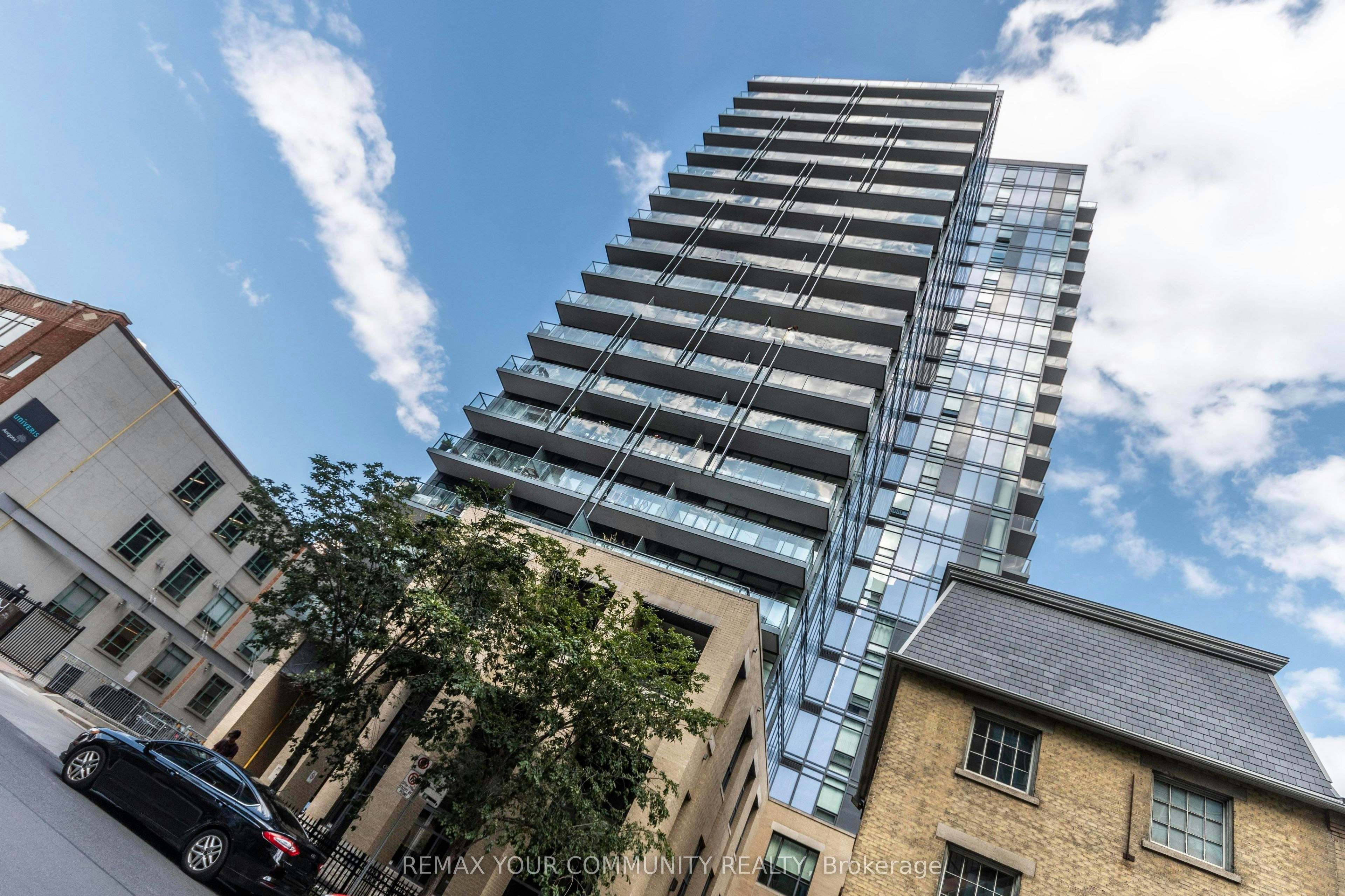 501-105 George Street, Toronto, ON, M5A 2N4
