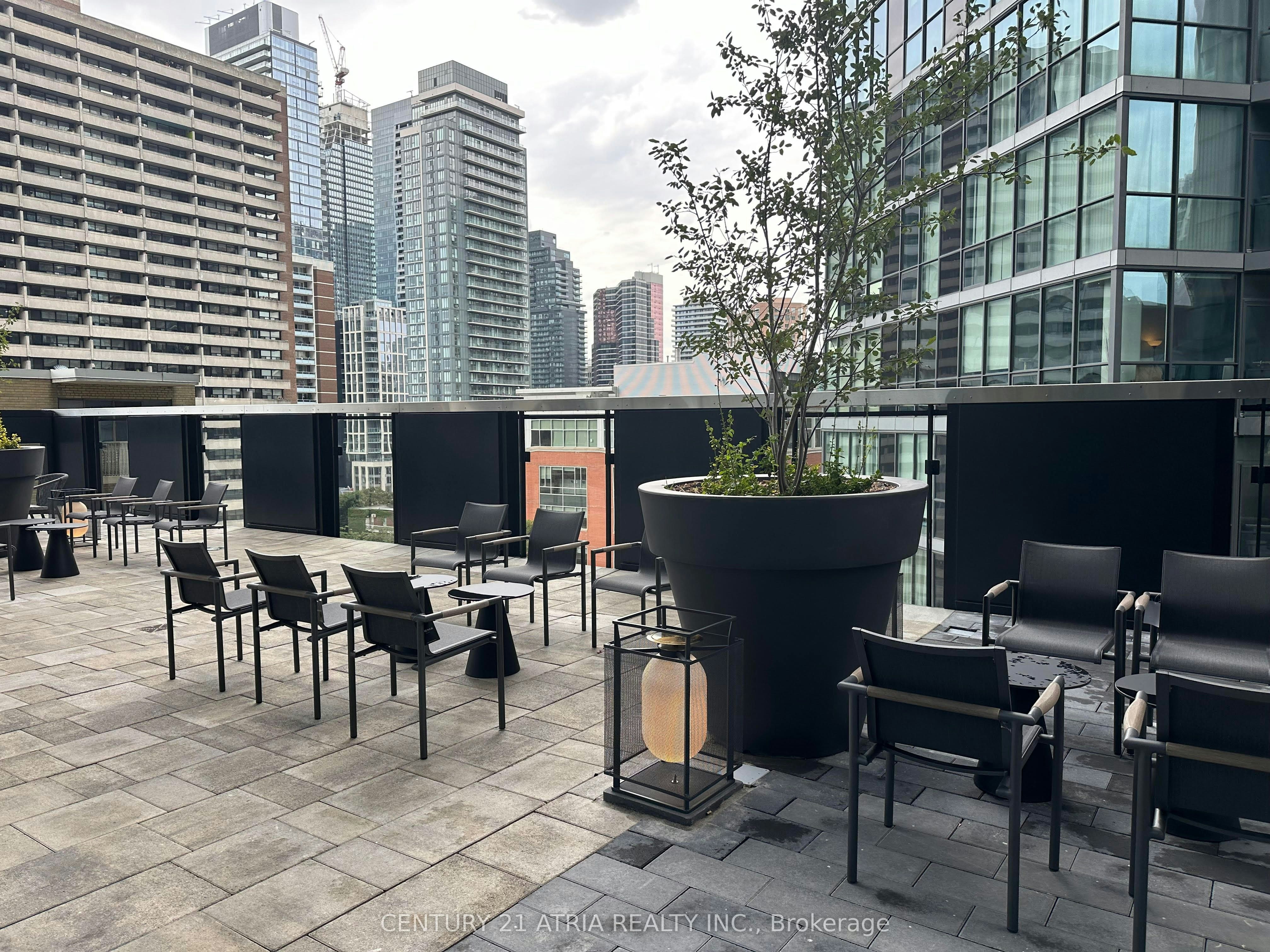 3010-55 Charles Street E, Toronto, ON, M4Y 0J1 - 24