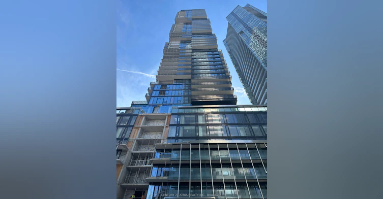 3010-55 Charles Street E, Toronto, ON, M4Y 0J1