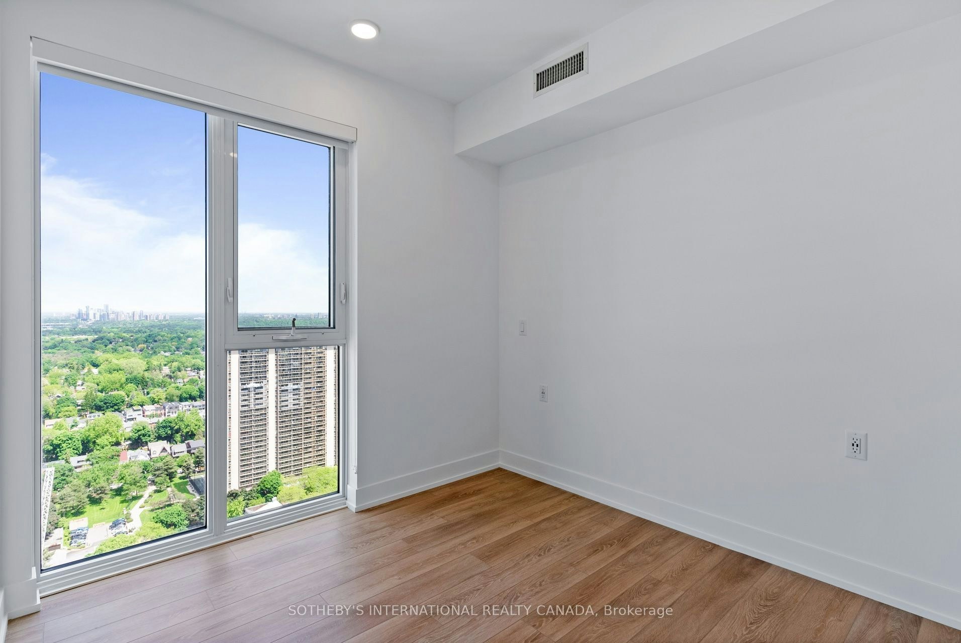 3410-200 Redpath Avenue, Toronto, ON, M4P 0E6 - 5
