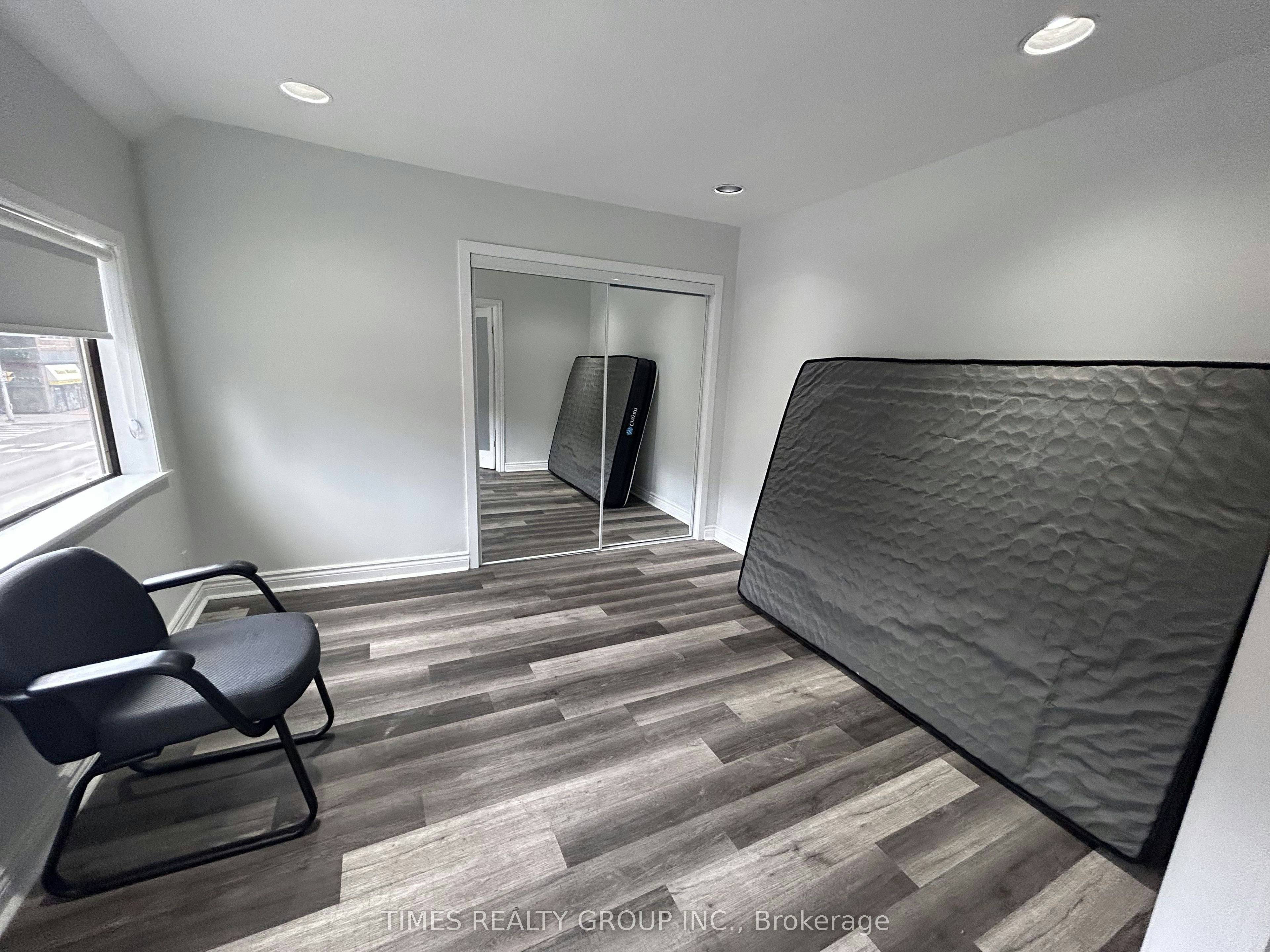 2-600 Church Street, Toronto, ON, M4Y 2E7 - 10