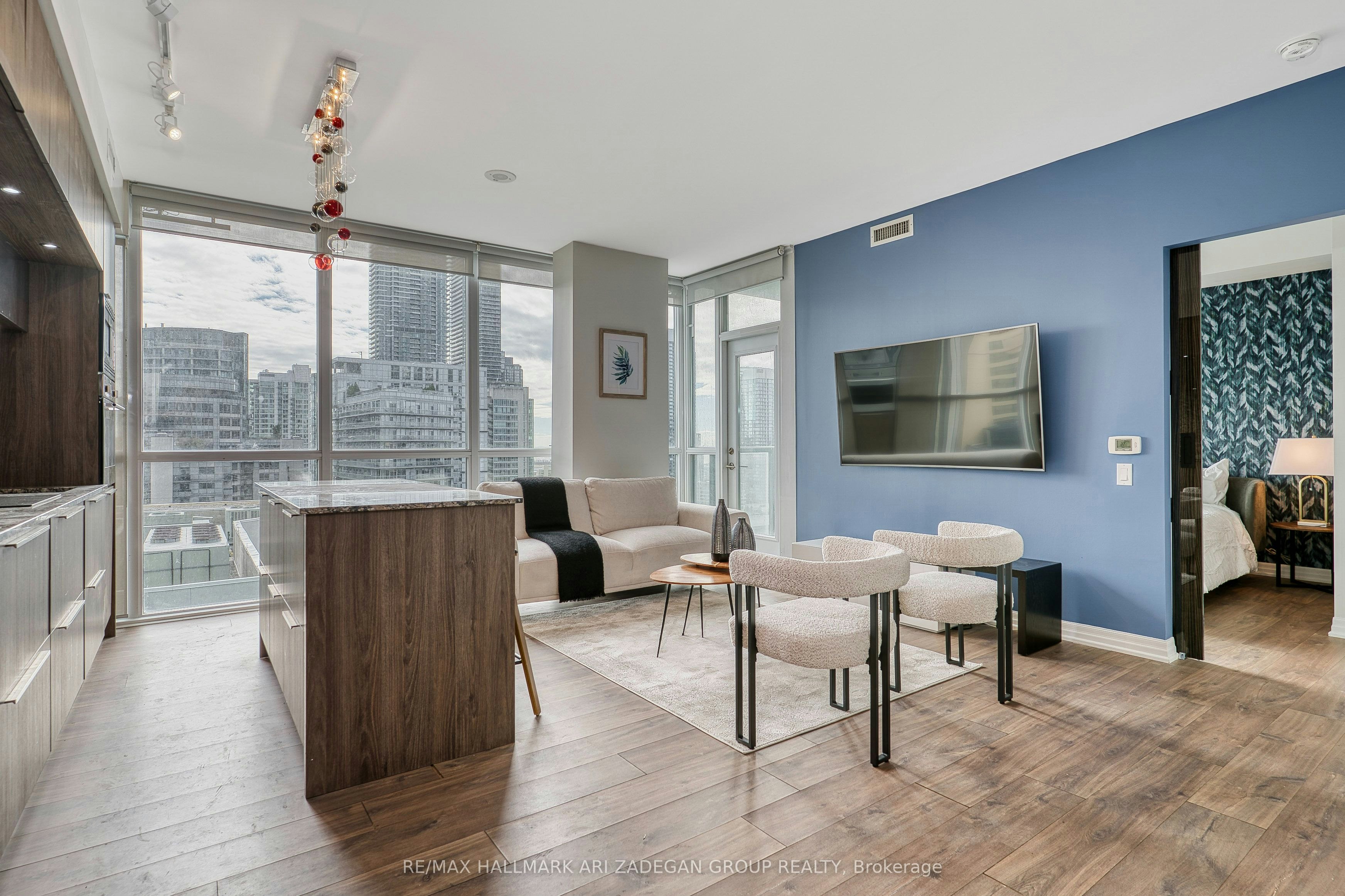 1806-88 Blue Jays Way, Toronto, ON, M5V 0L7 - 11