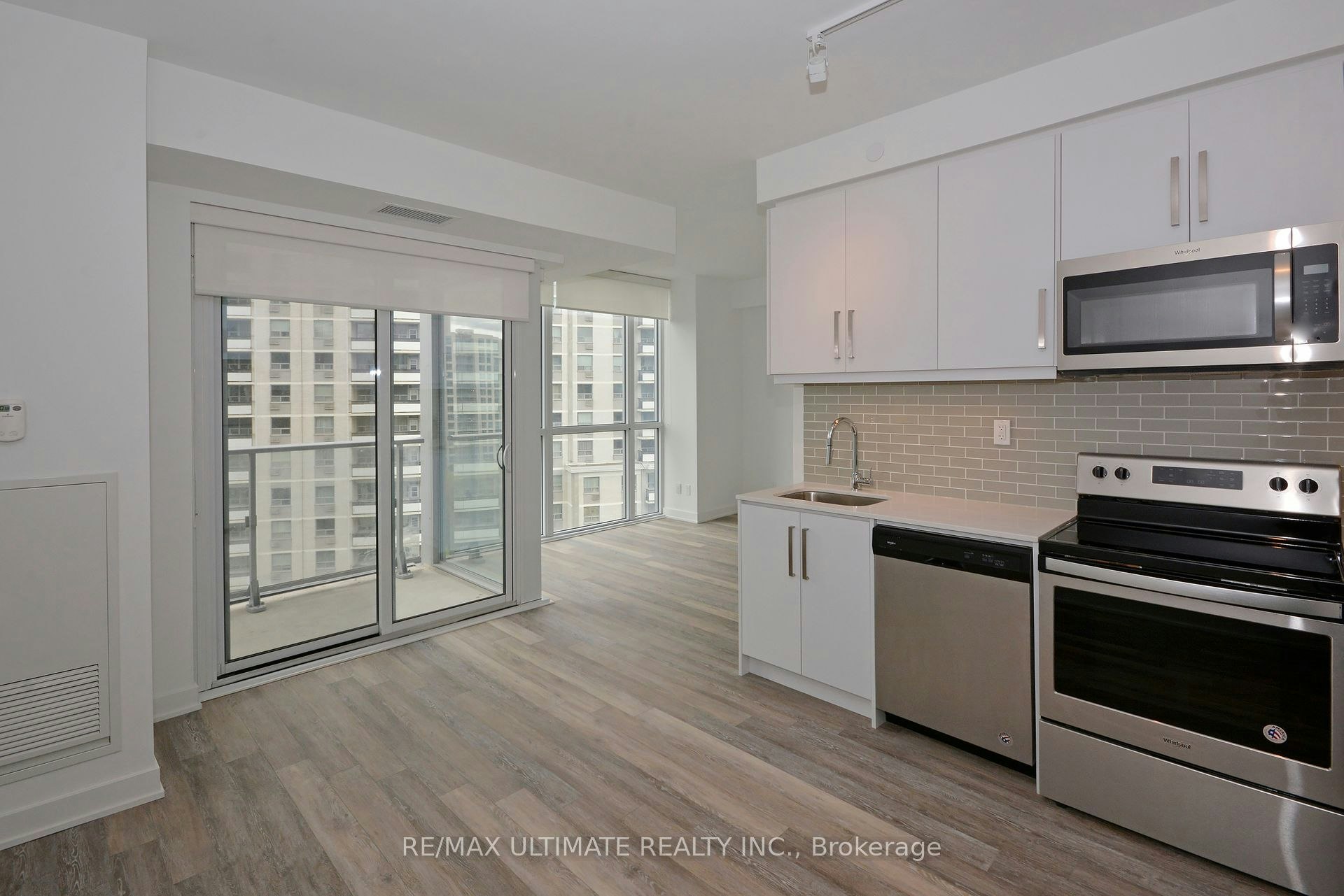 401-5180 Yonge Street, Toronto, ON, M2N 5P6 - 4