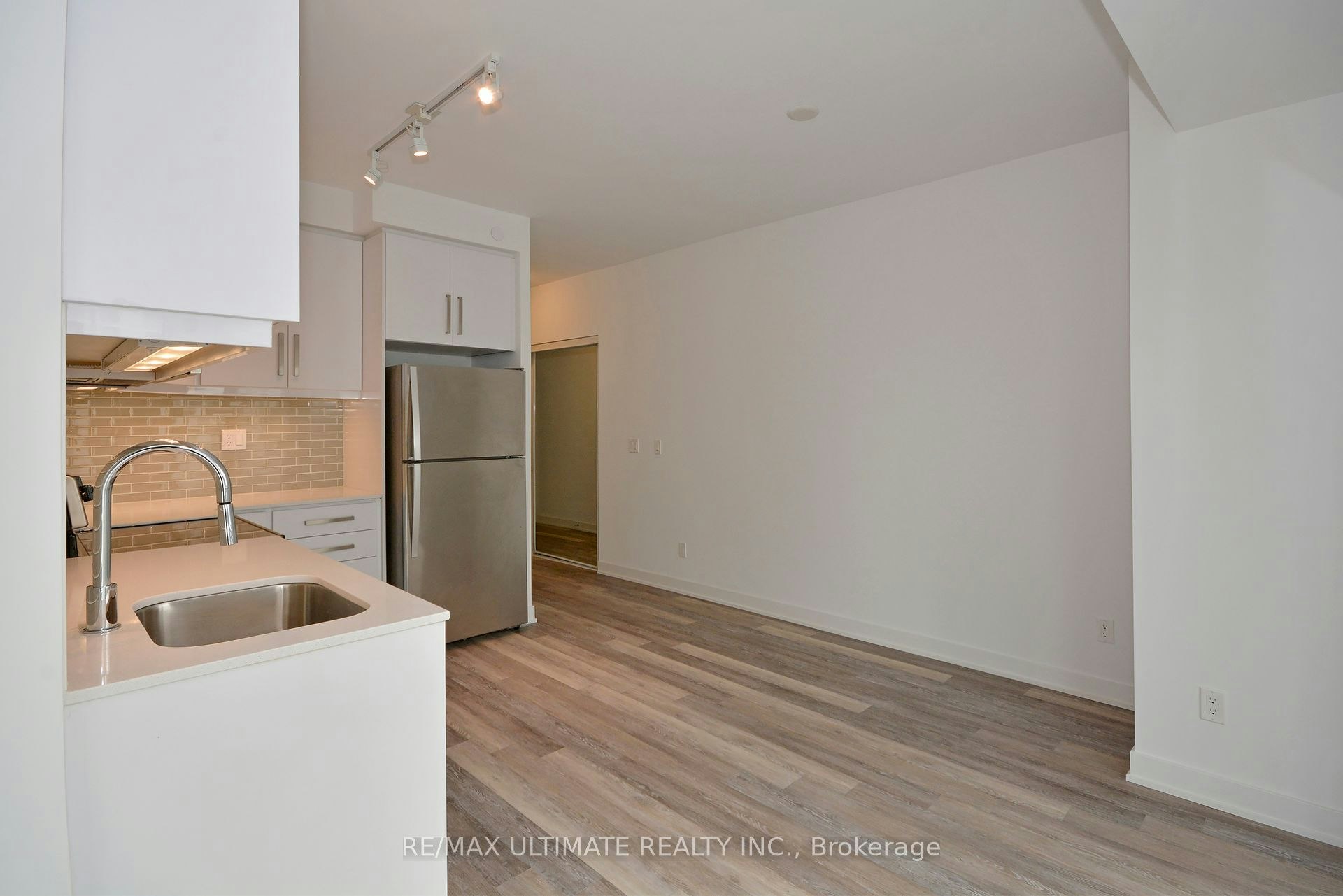 401-5180 Yonge Street, Toronto, ON, M2N 5P6 - 5