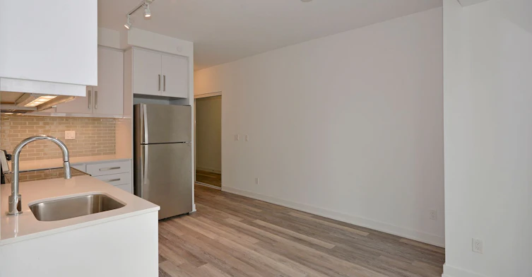 401-5180 Yonge Street, Toronto, ON, M2N 5P6 - 5