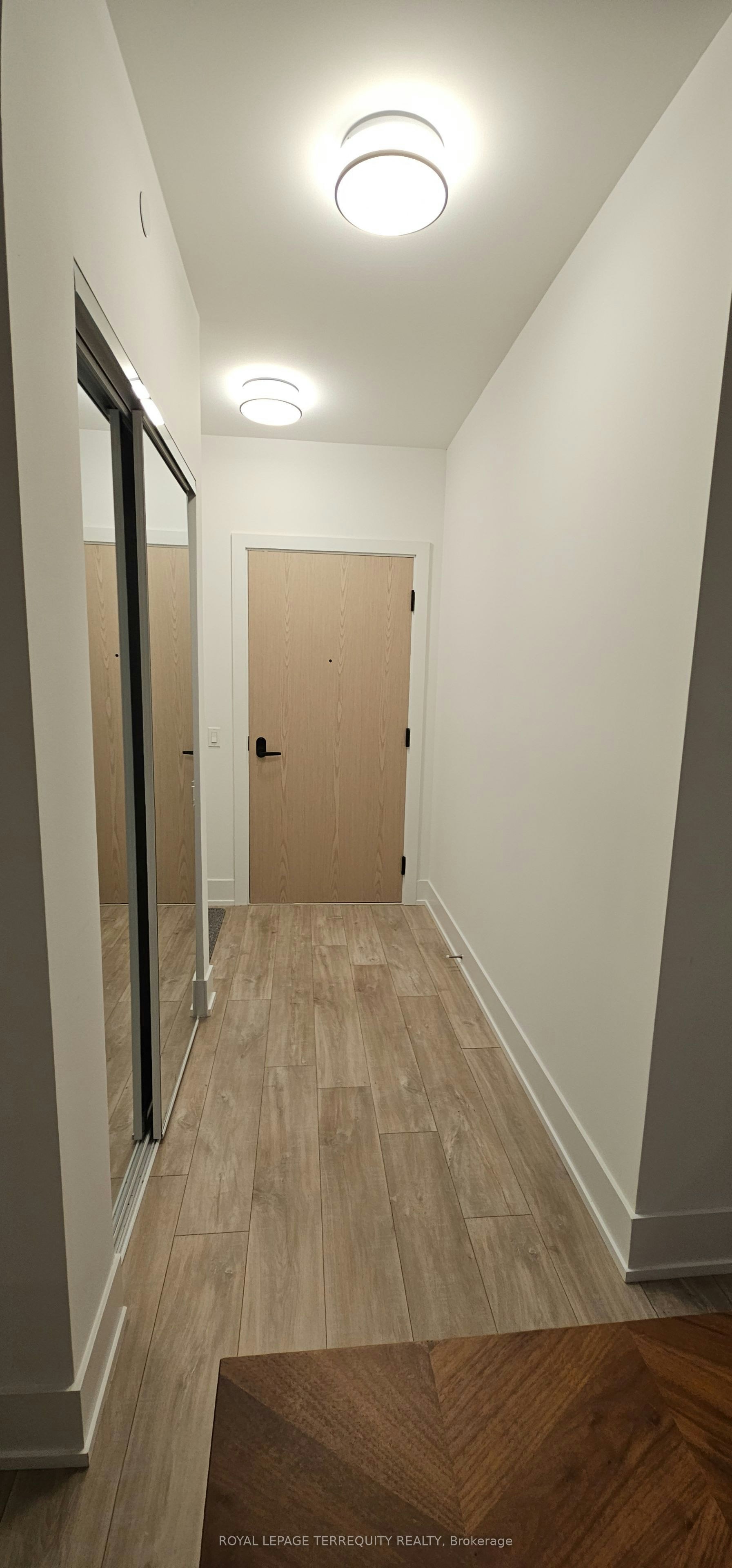 1106-10 Inn ON The Park Drive, Toronto, ON, M3C 0P9 - 6